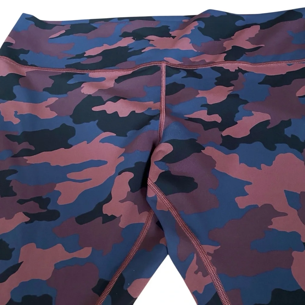 Lululemon Wunder Under High-Rise Luxtreme  Camo Smoky Red Night Sea Multi Sz 20